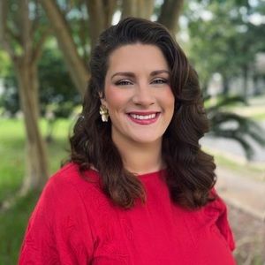 Meet your Posher, Alyson